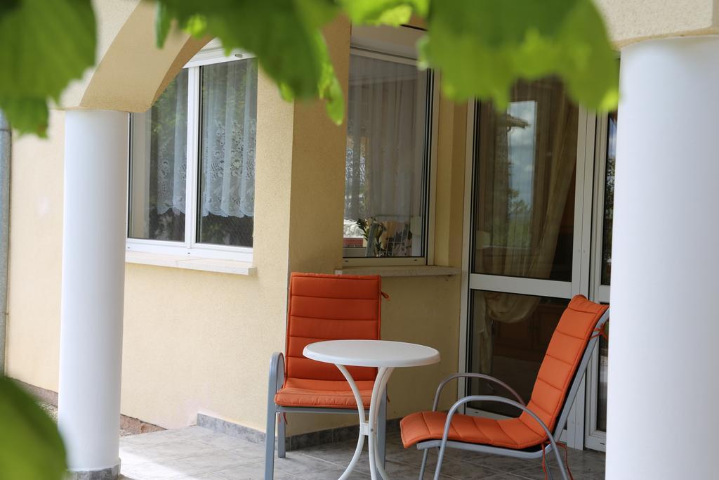 Voyage Apartments Heviz Bagian luar foto