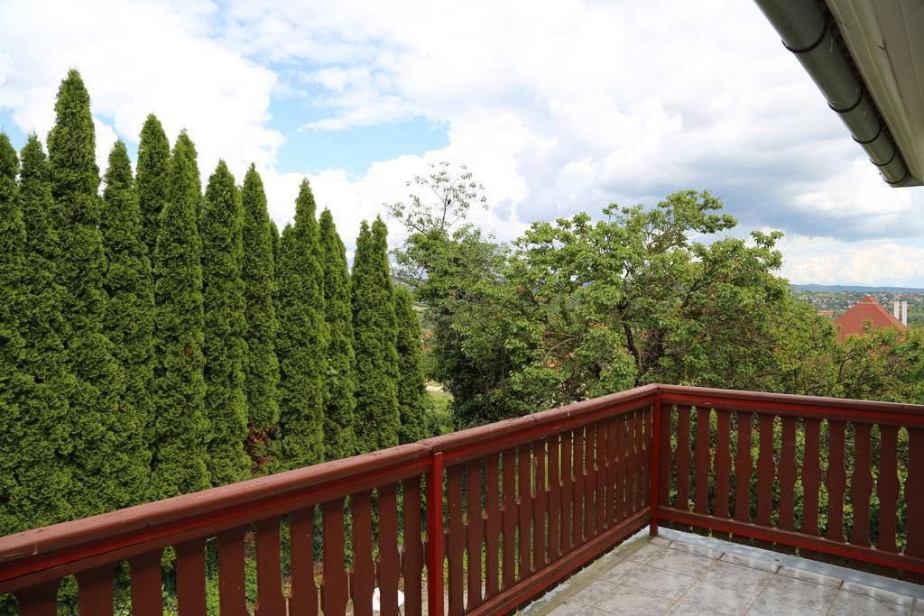 Voyage Apartments Heviz Bagian luar foto