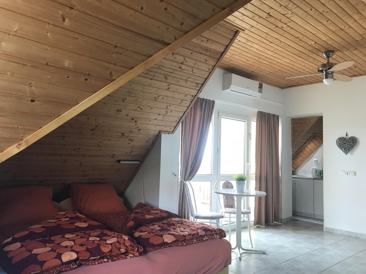 Voyage Apartments Heviz Bagian luar foto